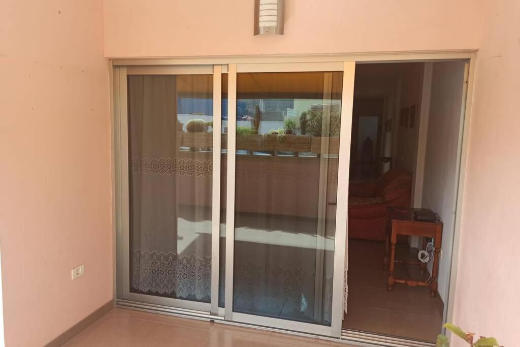 Spacious Apartment Just Few Steps Of The Ocean In La Caleta Costa Adeje  Exterior photo